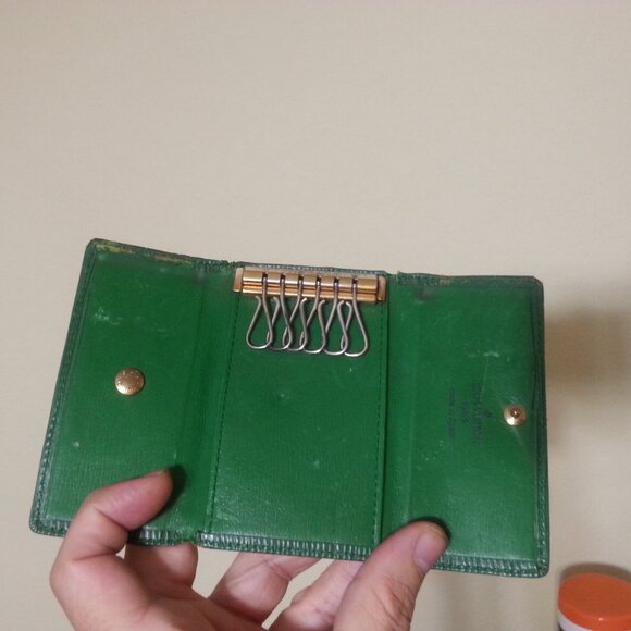 Vintage LV Louis Vuitton Epi Leather Green Key Holder Case Unisex Men's women's - Picture 4 of 12